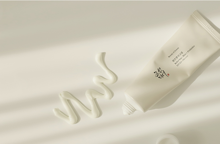 Best chemical sunscreen with no white cast.